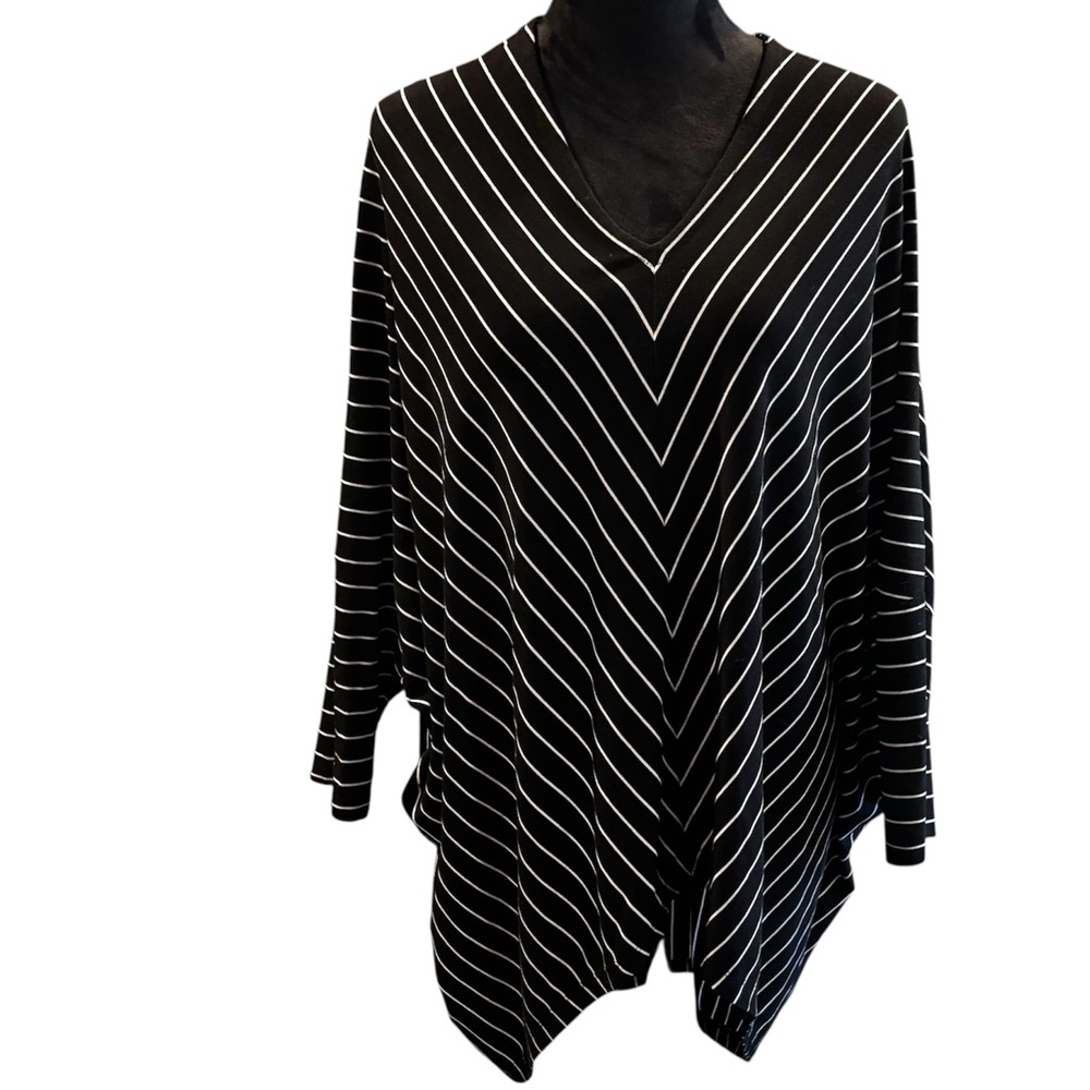Alembika Black and White Vertical Striped Tunic Top, S/M,Lagenlook Comfy Relaxed